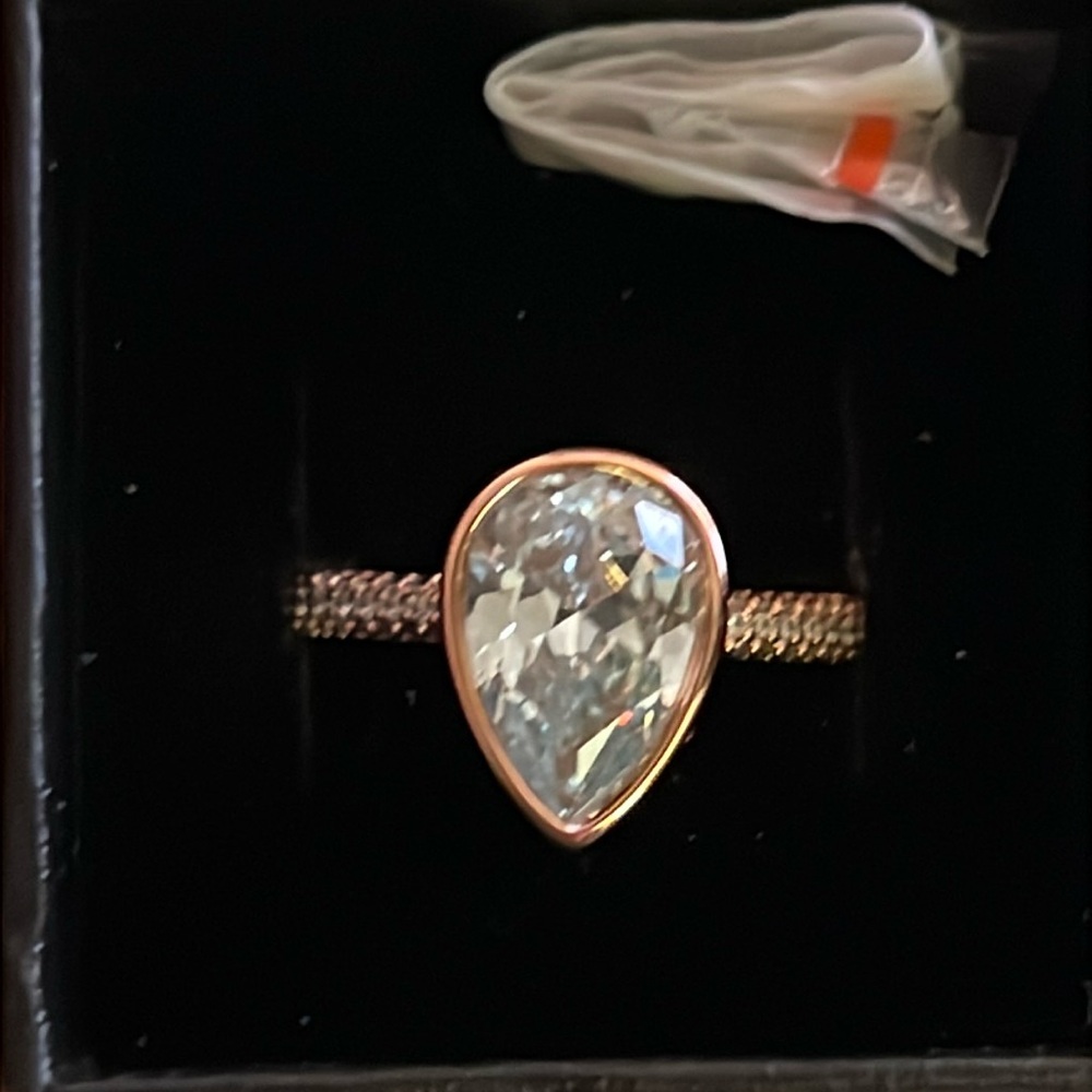 Aquamarine CZ 💍